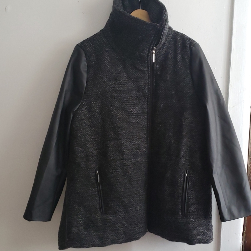 GH Bass coat.